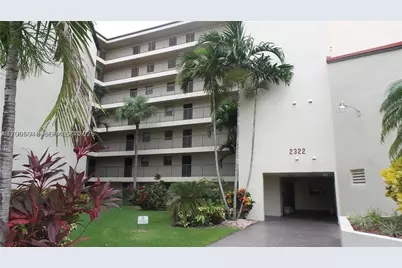 2320 S Cypress Bend #204, Pompano Beach, FL 33069 - Photo 1