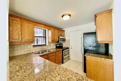 2320 S Cypress Bend #204, Pompano Beach, FL 33069 - Photo 3