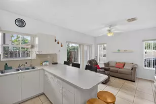 16624 NW 73rd, Miami Lakes, FL 33014 - Photo 15