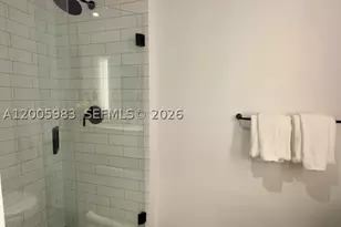 398 NE 5th, Miami, FL 33132 - Photo 11