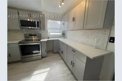 311 NW 32nd, Miami, FL 33125 - Photo 9