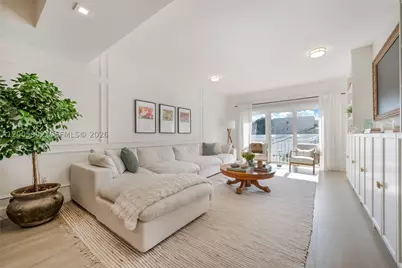 120 Salamanca #3B, Coral Gables, FL 33134 - Photo 1
