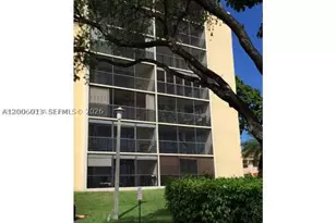 20840 San Simeon, Miami, FL 33179 - Photo 3