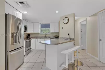 17801 N Bay #210, Sunny Isles Beach, FL 33160 - Photo 3