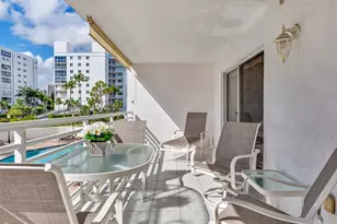 17801 N Bay, Sunny Isles Beach, FL 33160 - Photo 11
