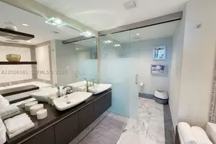 200 Biscayne Blvd, Miami, FL 33131 - Photo 19