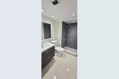 18011 Biscayne #402, Aventura, FL 33160 - Photo 11