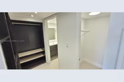 18011 Biscayne #402, Aventura, FL 33160 - Photo 17