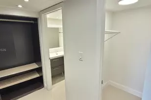 18011 Biscayne, Aventura, FL 33160 - Photo 17
