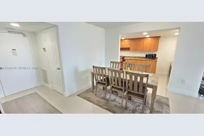 18011 Biscayne #402, Aventura, FL 33160 - Photo 7
