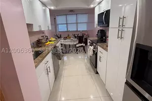 100 Golden Isles, Hallandale Beach, FL 33009 - Photo 15
