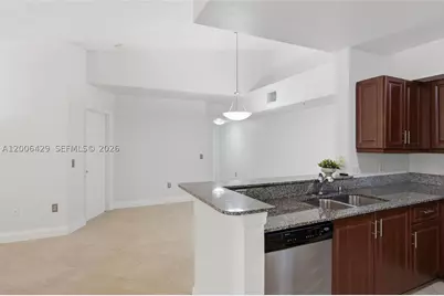 2451 Centergate #303, Miramar, FL 33025 - Photo 7