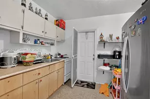 2110 NW 24th, Miami, FL 33142 - Photo 25