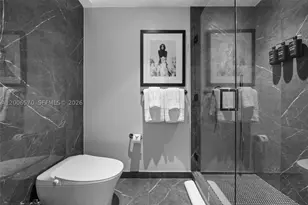 20 NE 11th, Miami, FL 33132 - Photo 3