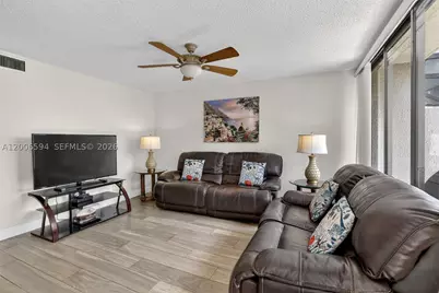 11254 NW 15th, Pembroke Pines, FL 33026 - Photo 17