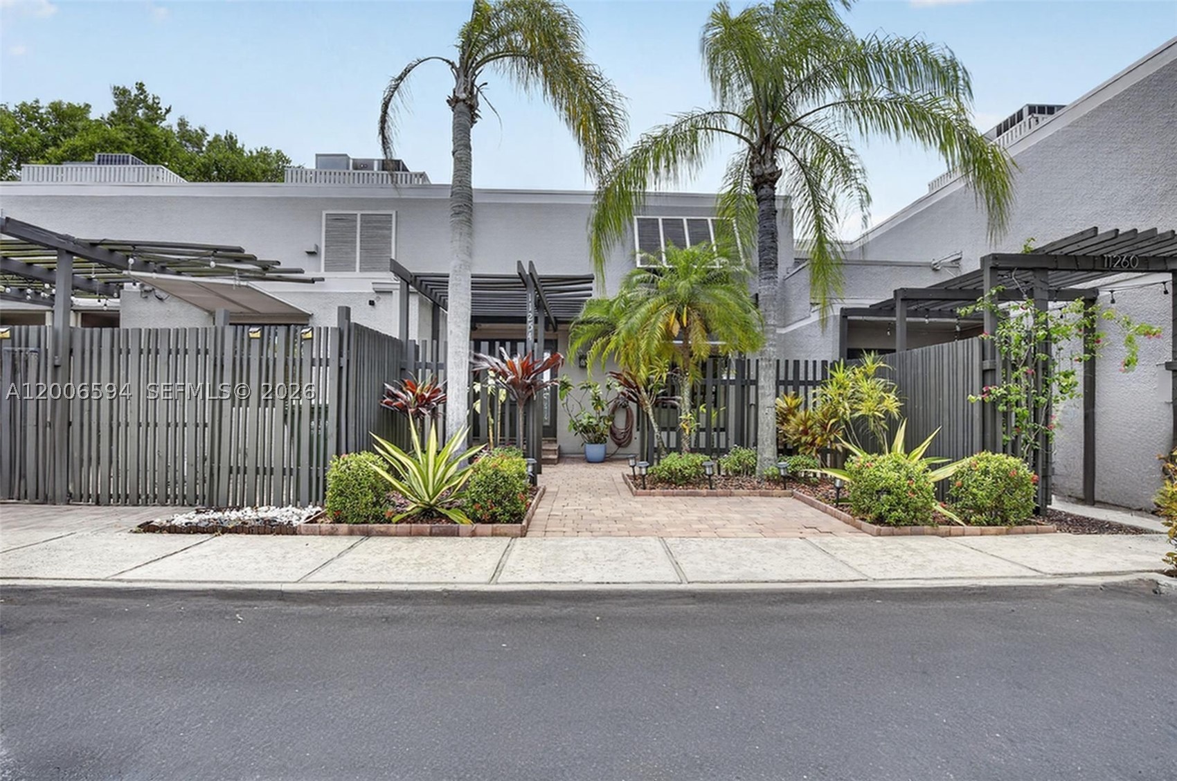 11254 NW 15th main architectural view