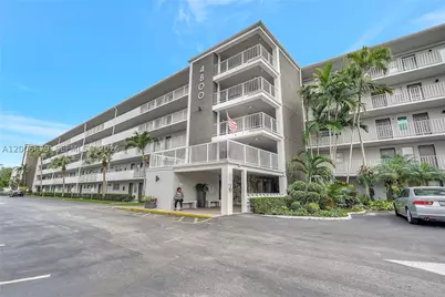 4800 Hillcrest #207, Hollywood, FL 33021 - Photo 1