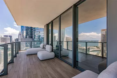 68 SE 6th #2701, Miami, FL 33131 - Photo 17