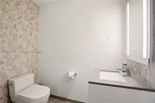 68 SE 6th, Miami, FL 33131 - Photo 15