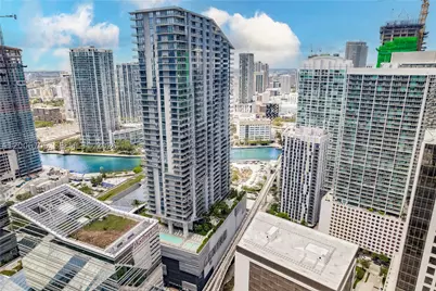 68 SE 6th #2701, Miami, FL 33131 - Photo 25