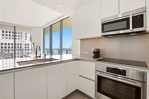 68 SE 6th, Miami, FL 33131 - Photo 5