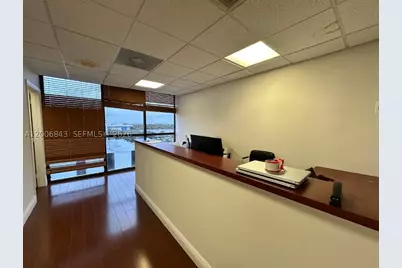 2450 Hollywood #CU605, Hollywood, FL 33020 - Photo 7