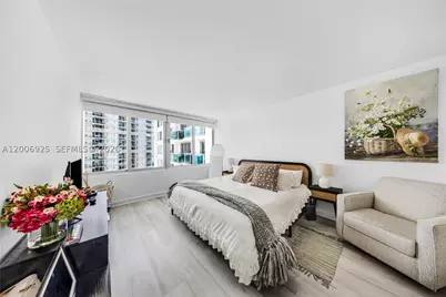 1000 West #702, Miami Beach, FL 33139 - Photo 11