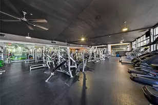 1000 W, Miami Beach, FL 33139 - Photo 35