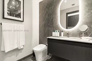 20 NE 11th, Miami, FL 33132 - Photo 7