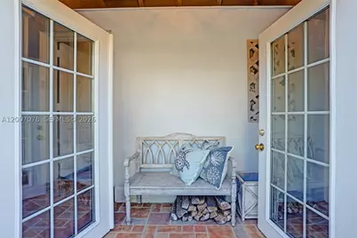 940 Hollywood, Hollywood, FL 33019 - Photo 29