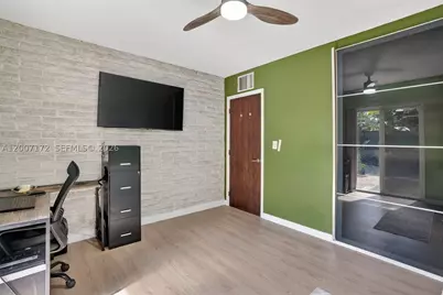 270 NW 106th, Miami, FL 33150 - Photo 17