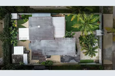 270 NW 106th, Miami, FL 33150 - Photo 33