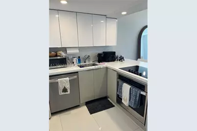 540 Brickell Key #1809, Miami, FL 33131 - Photo 15