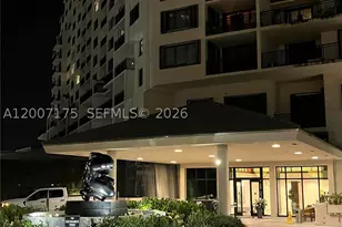 540 Brickell Key, Miami, FL 33131 - Photo 3