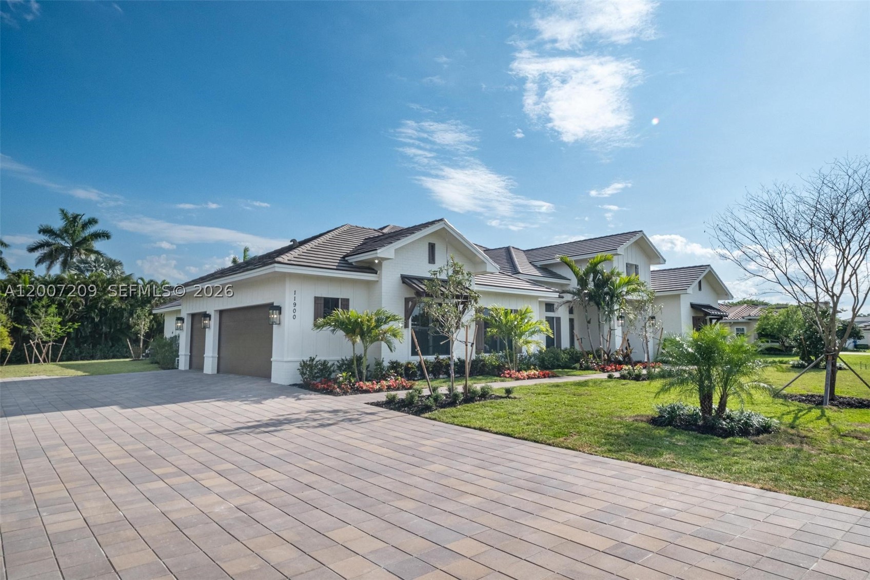 11900 SW 14th main architectural view