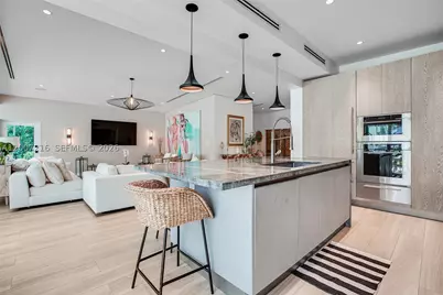815 NE 76th, Miami, FL 33138 - Photo 9