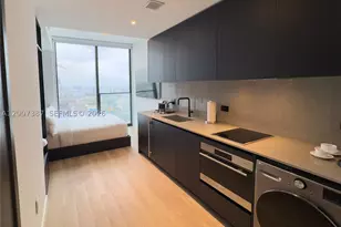 20 NE 11th, Miami, FL 33132 - Photo 7