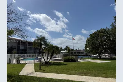 900 SW 12th #110, Fort Lauderdale, FL 33315 - Photo 9