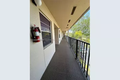 1300 SW 124th #408P, Pembroke Pines, FL 33027 - Photo 13