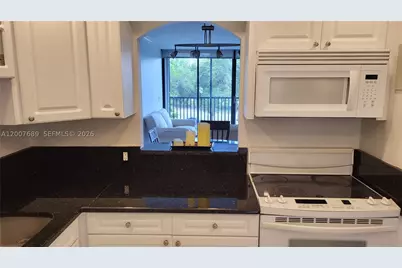 3475 N Country Club #409, Aventura, FL 33180 - Photo 9