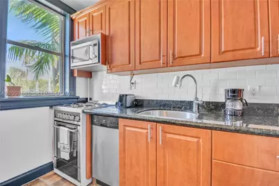 900 16th #201, Miami Beach, FL 33139 - Photo 13