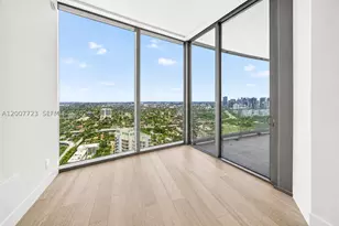 175 25, Miami, FL 33129 - Photo 19