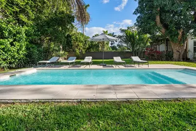 11790 NE 8th, Biscayne Park, FL 33161 - Photo 5