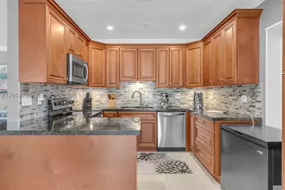 921 N 31st, Hollywood, FL 33021 - Photo 37