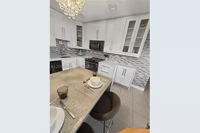 1423 Holly Heights #11, Fort Lauderdale, FL 33304 - Photo 3