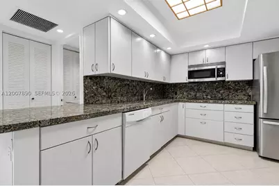 19195 NE 36th #1503, Aventura, FL 33180 - Photo 13