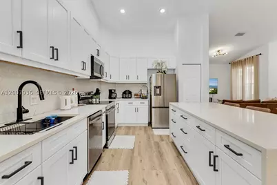 12159 NW 59th, Coral Springs, FL 33076 - Photo 17