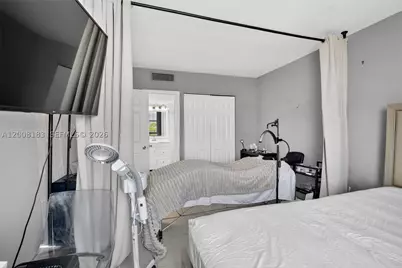 3675 N Country Club #410, Aventura, FL 33180 - Photo 29