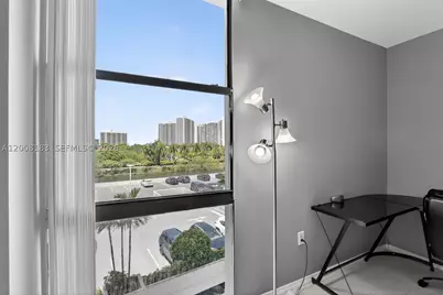 3675 N Country Club #410, Aventura, FL 33180 - Photo 23