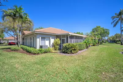 4266 SW 10th, Deerfield Beach, FL 33442 - Photo 23
